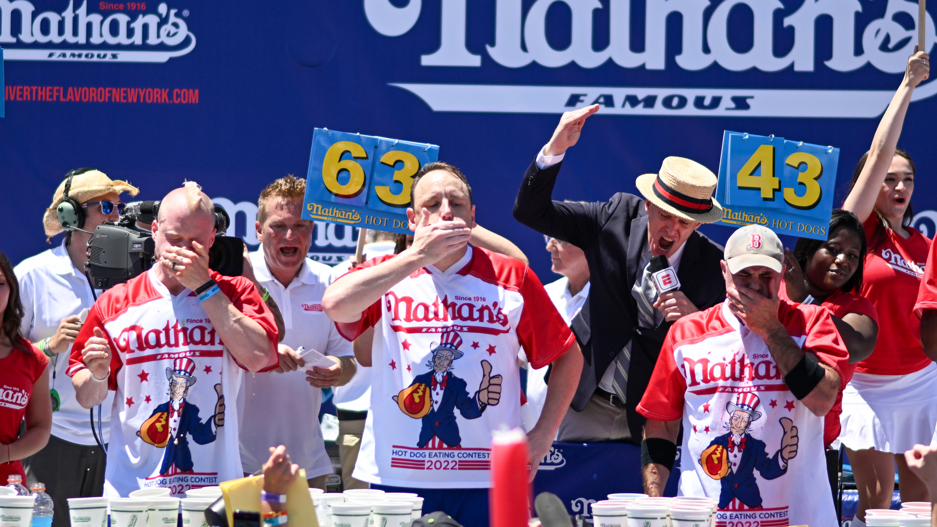 joey-chestnut-to-attempt-new-eating-record-at-giants-dodgers-game