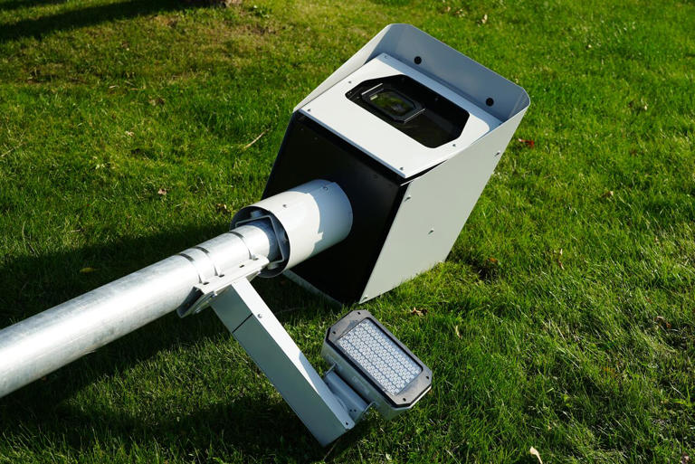 A spokesperson for the City of Toronto said they are aware that multiple speed cameras were vandalized overnight and are asking anyone with information to contact the police. (Paul Smith/CBC)