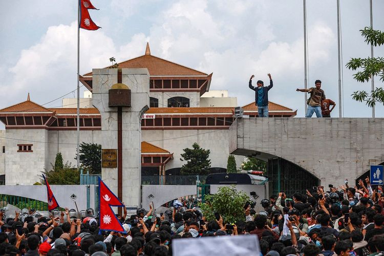 Pembajakan Mengguncang Demo Nepal: Bank Dirampok, Toko Diserang