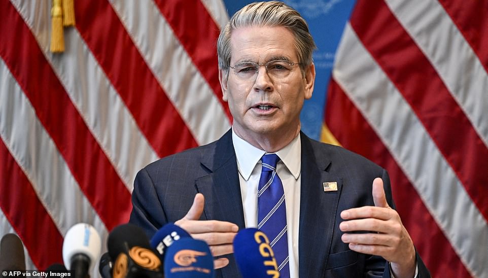 Insider reveals truth about Scott Bessent