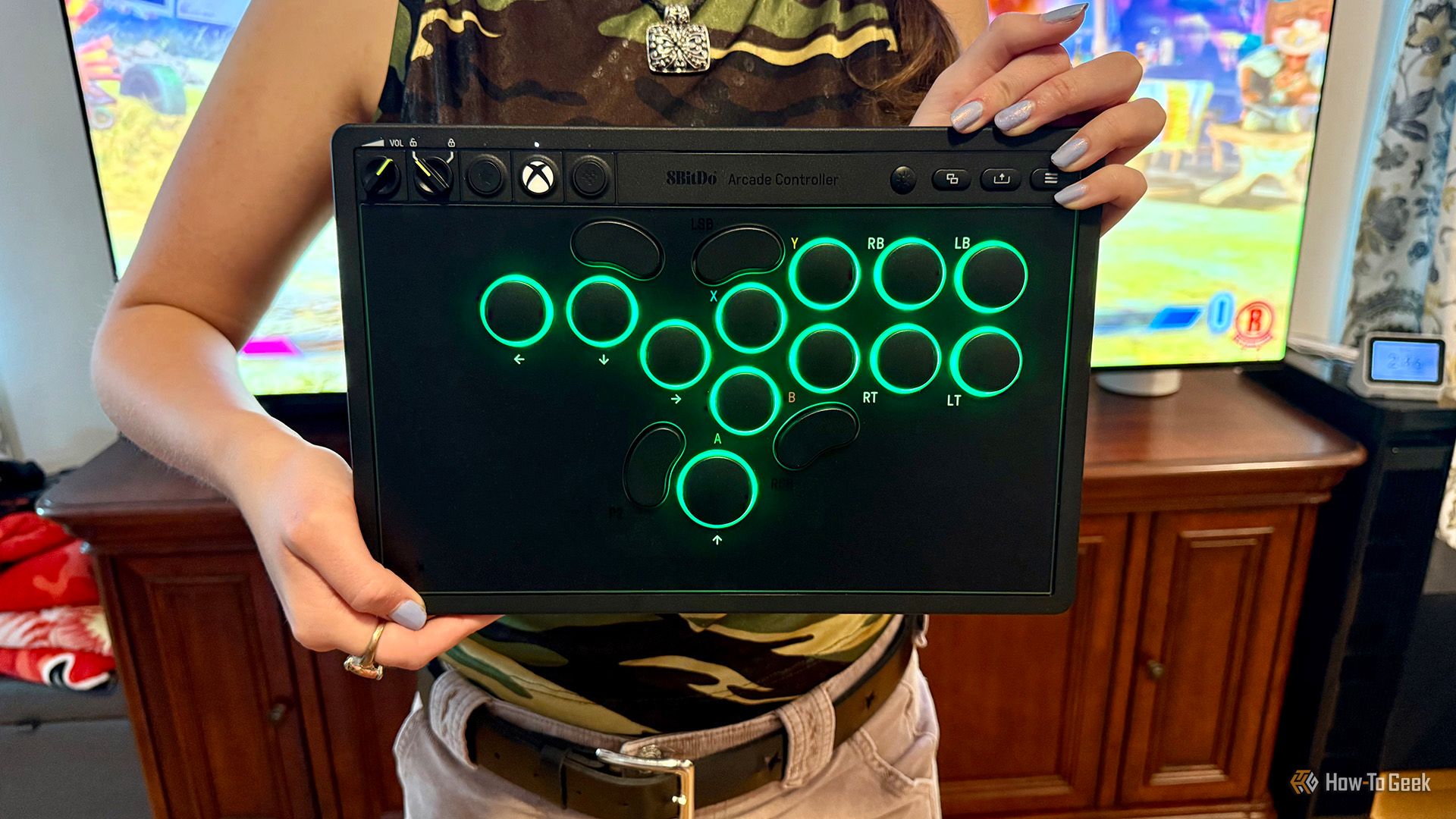 8BitDo Arcade Controller Review: All-Button Design and Pro Layout