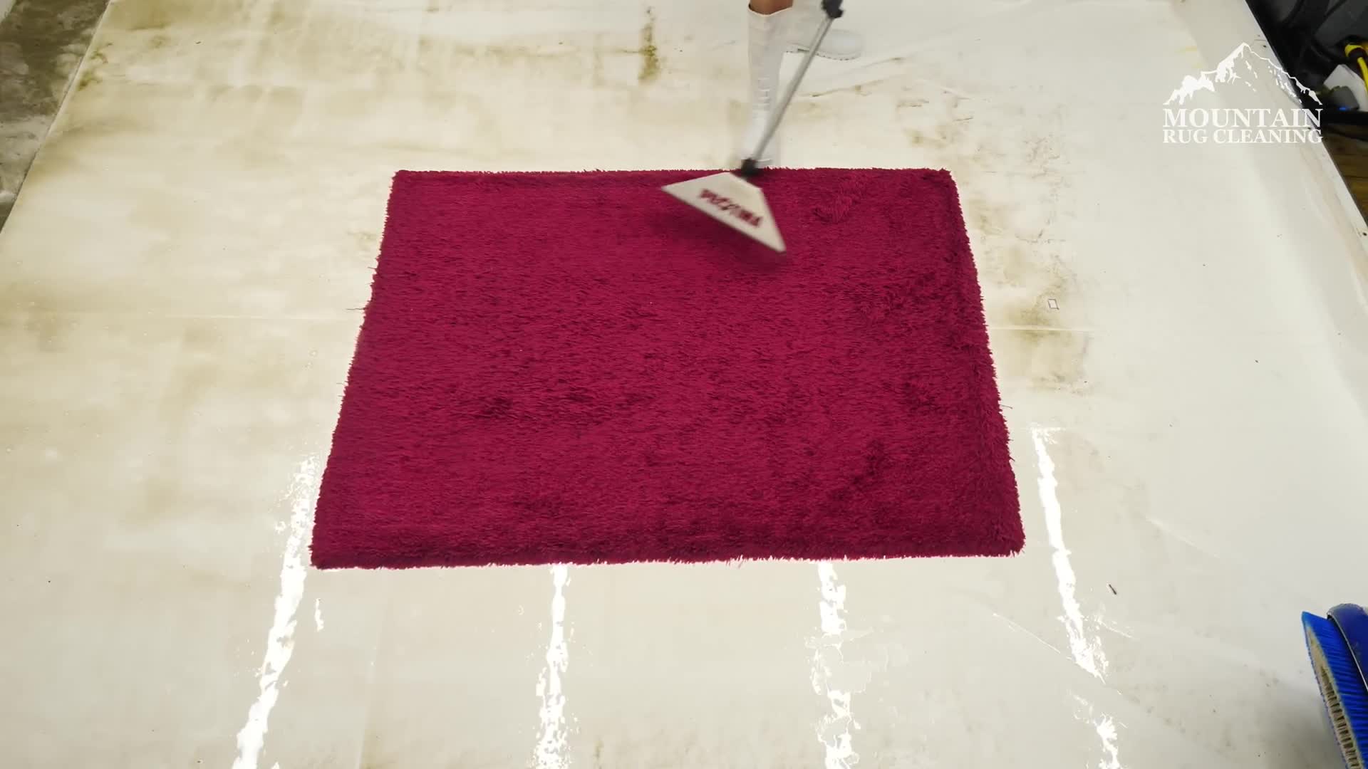 The ultimate salvaged rug restoration!