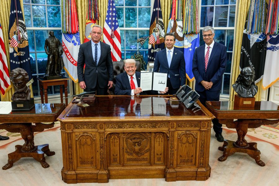 FDA sends warning letters 100 cease and desist orders to drugmakers FDA sends warning letters 100 cease and desist orders to drugmakers