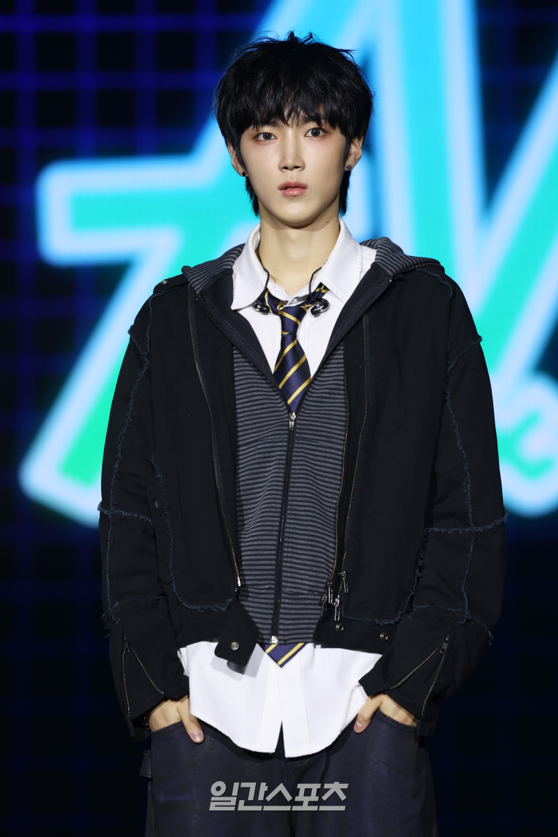 [포토] 에이엠피 하유준, 보컬 포스