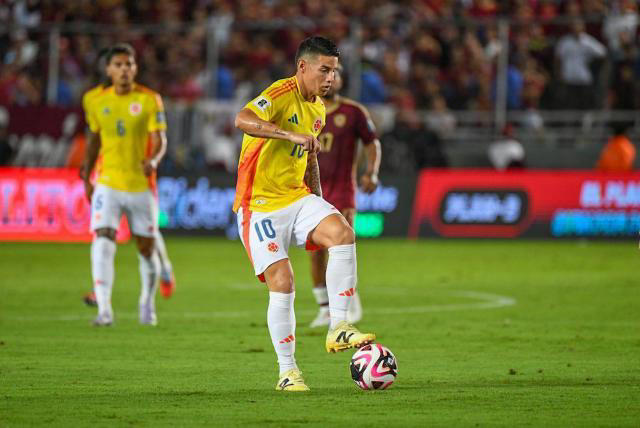 James Rodríguez - Venezuela vs Colombia