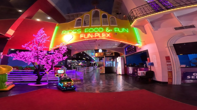 Houston’s Funplex is closed — and almost everything inside is up for ...