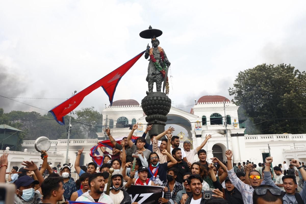 Fakta Demo di Nepal yang Mengakibatkan Gedung Dibakar!