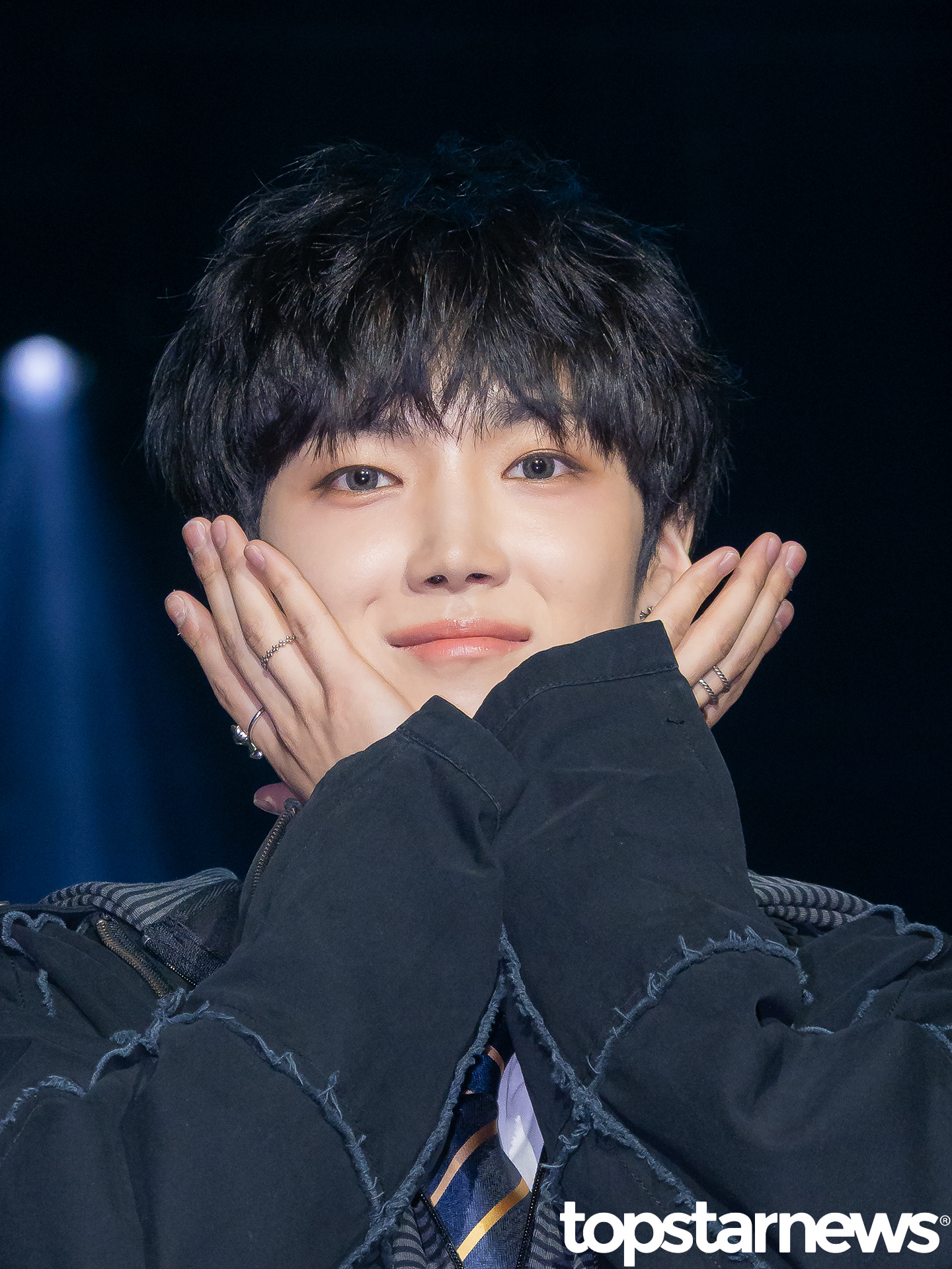 에이엠피 하유준, '훈훈하게 꽃받침!' (AxMxP 쇼케이스) [HD포토]