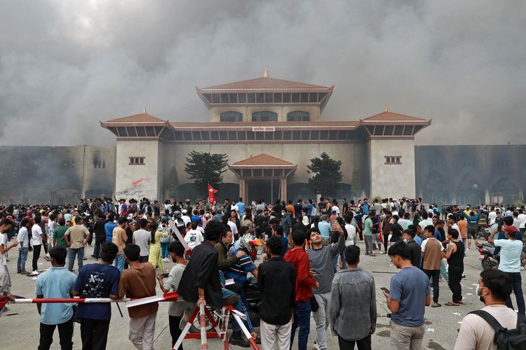 Pemicu Amuk di Nepal: Anak Pejabat Pamer Kekayaan, Rakyat Kesulitan Hidup
