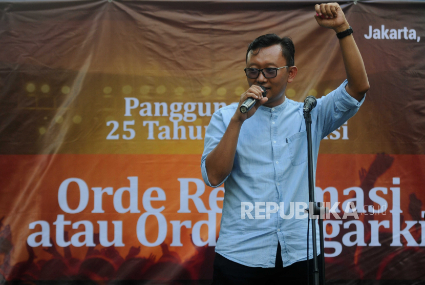 YLBHI Sebut Ada Upaya Kriminalisasi Ferry Irwandi oleh Jenderal TNI