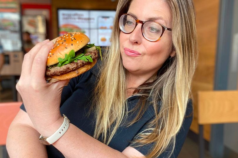 I ate Burger King's 'posh' new £11 burger loved by Gordon Ramsay ...
