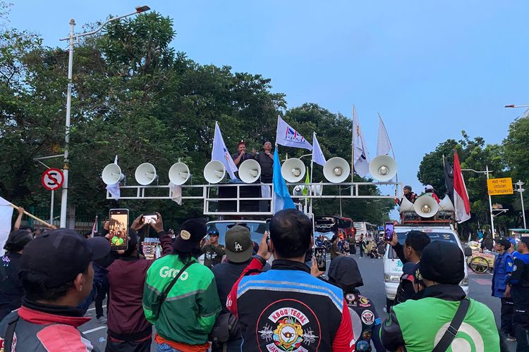 Saat Kekuasaan Mengakui Tuntutan Buruh