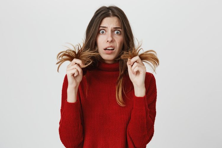 7 Tips Perawatan Rambut Alami untuk Mengatasi Ujung Bercabang dan Membuat Rambut Sehat Berkilau
