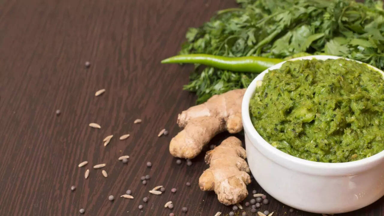 From Thecha to Mirch ka Salan: 10 iconic green chilli dishes from ...