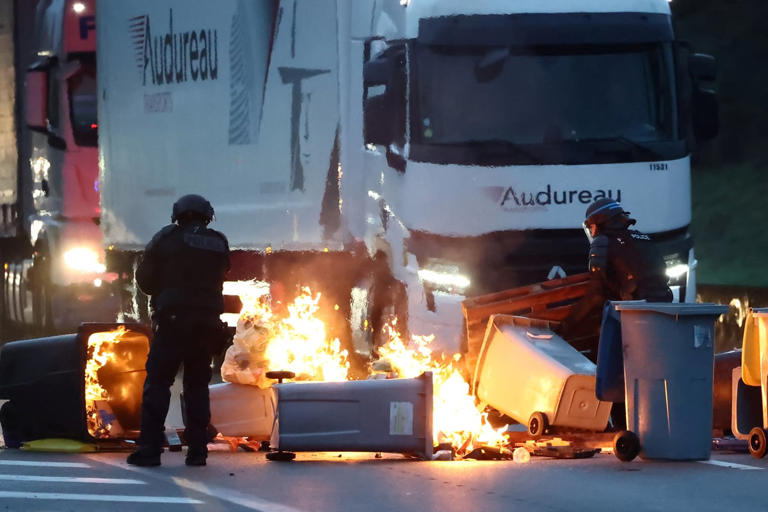 France gripped by protest chaos as 'Block Everything' demonstrators ...