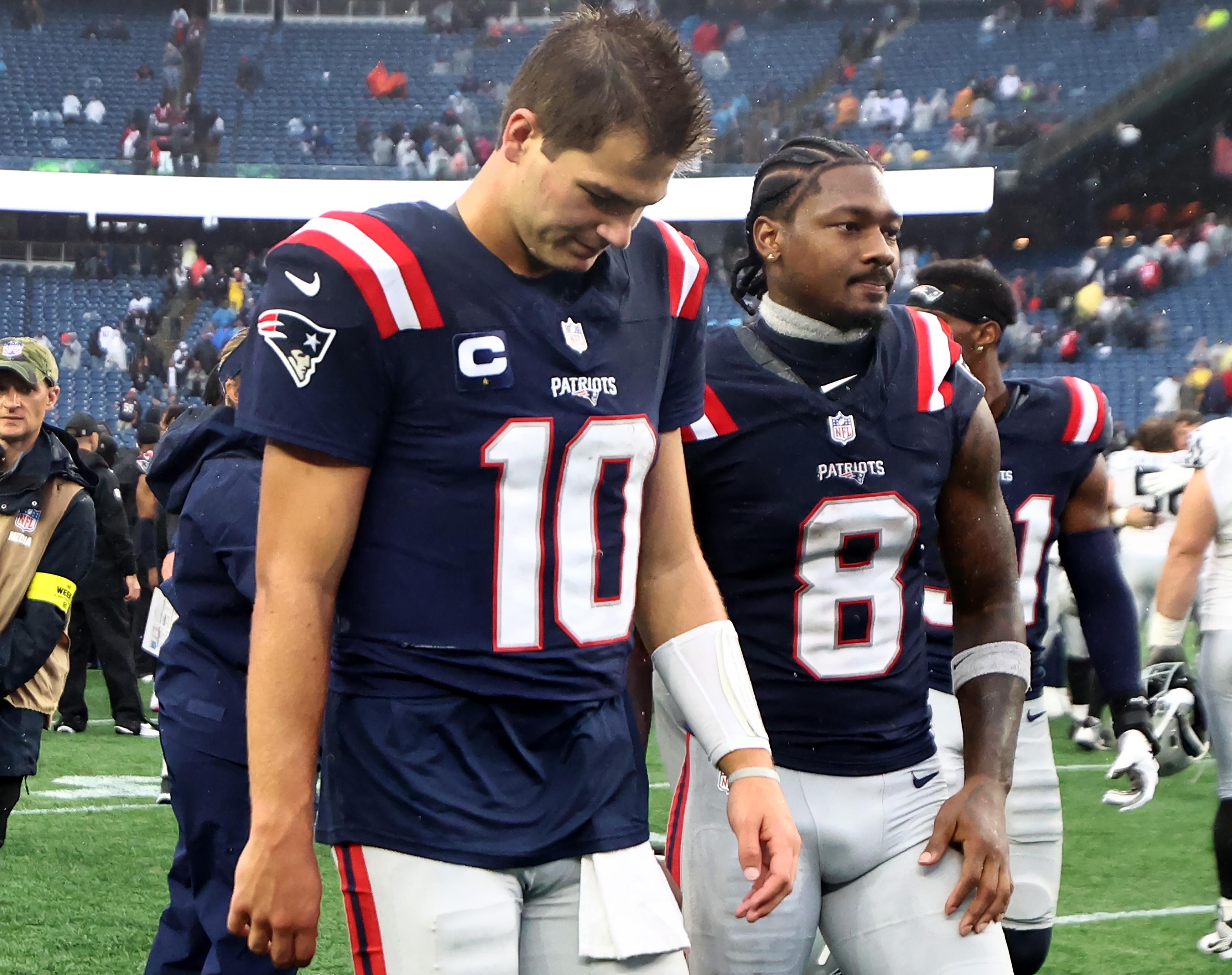 Patriots mailbag: It's too early to worry about Drake Maye, Stefon Diggs