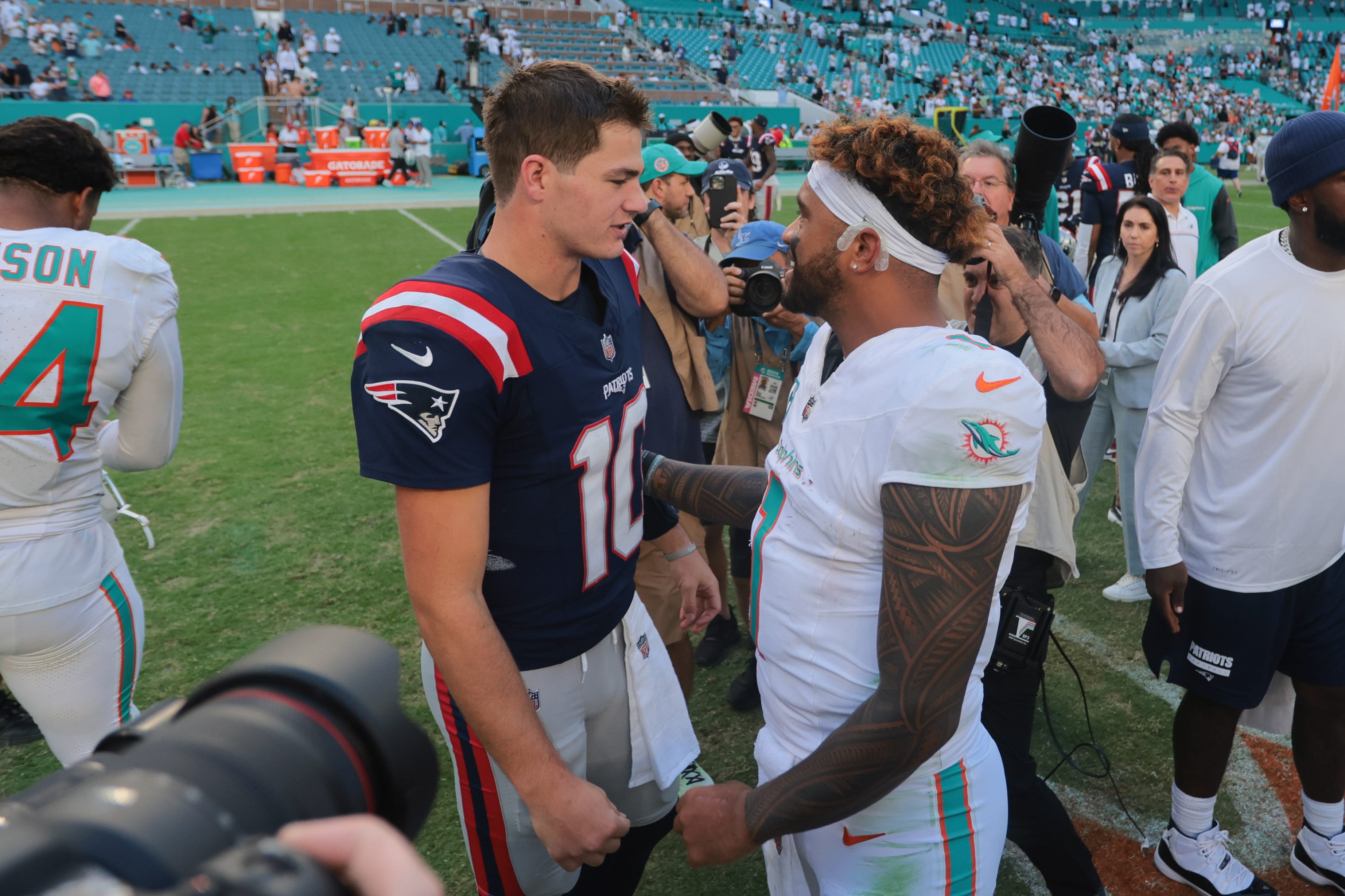 announcers-revealed-for-patriots-week-2-matchup-against-dolphins