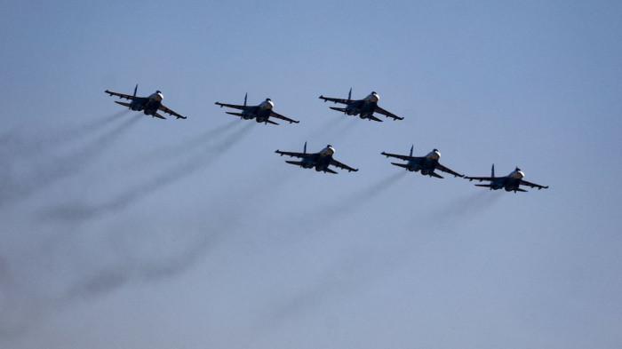 Polandia Aktifkan Pasal Pertahanan NATO, Jet Tempur Tumpas Drone Rusia