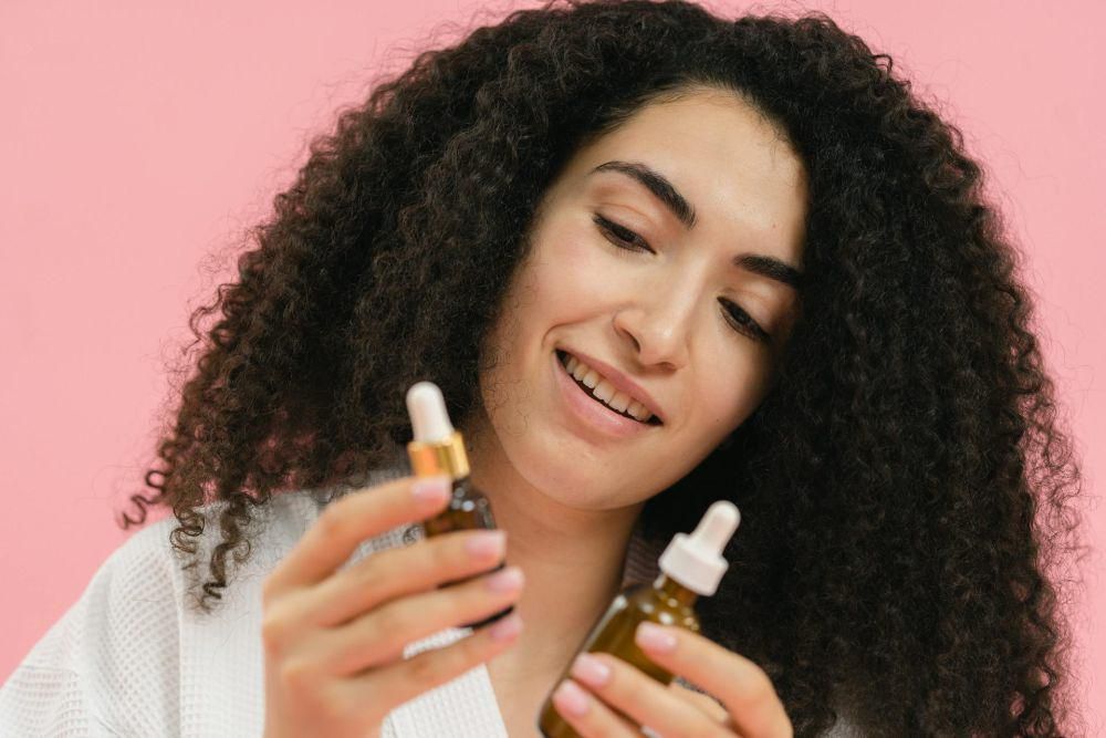 Cara Menghilangkan Rambut Kusut Saat Bangun Tidur