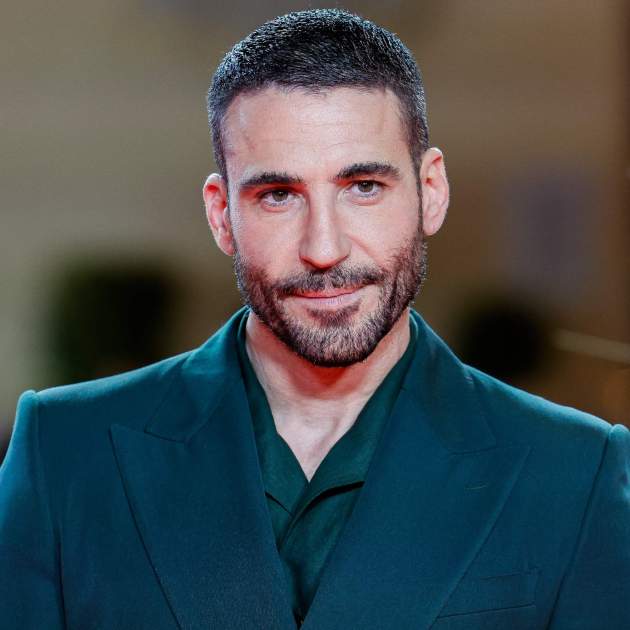 Sale a la luz la noche de amor de Miguel Ángel Silvestre con esta ...
