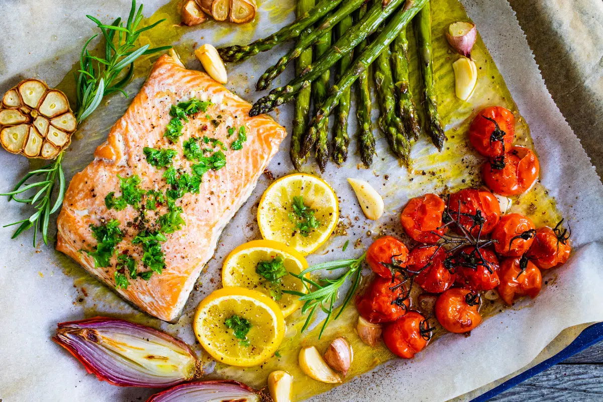 10 must-try superfoods to boost your energy and glow<br><br>