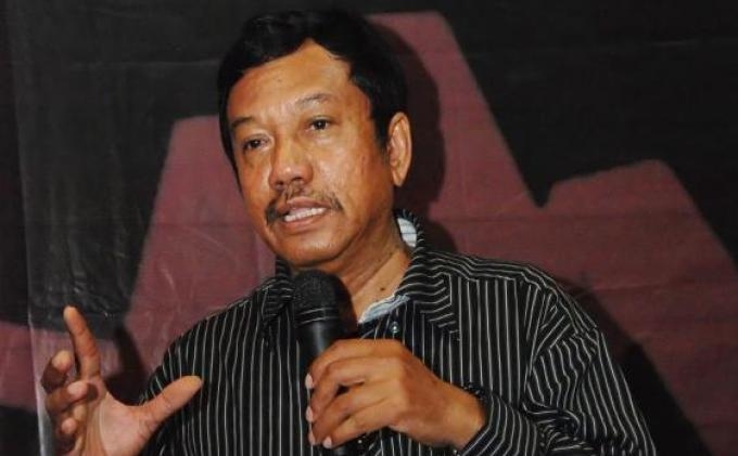 Menyembah Tuhan Uang