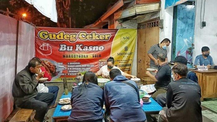 5 Kuliner Malam Legendaris di Solo yang Wajib Dicoba