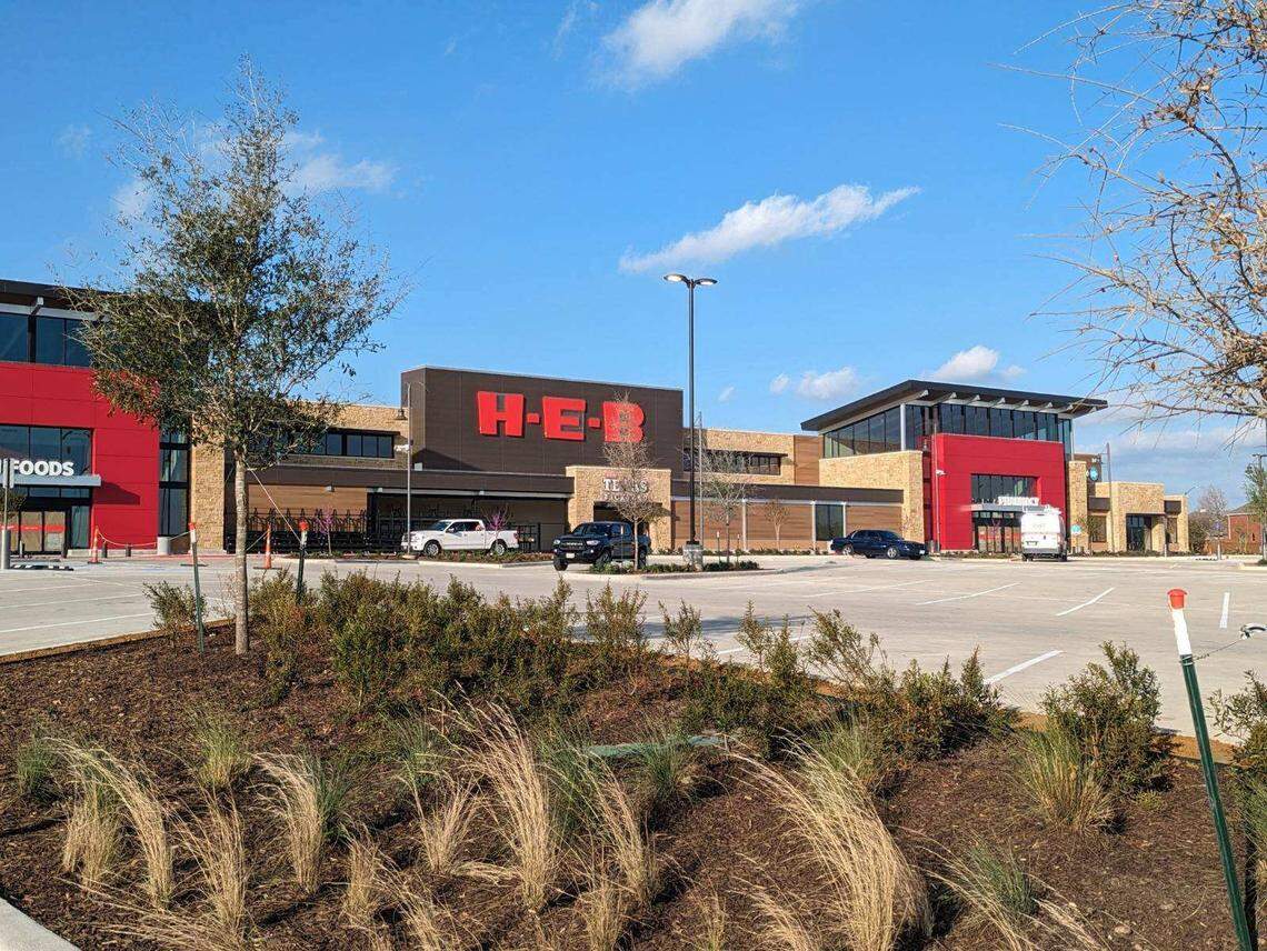 H-E-B owns dozens of properties in North Texas. Here's where