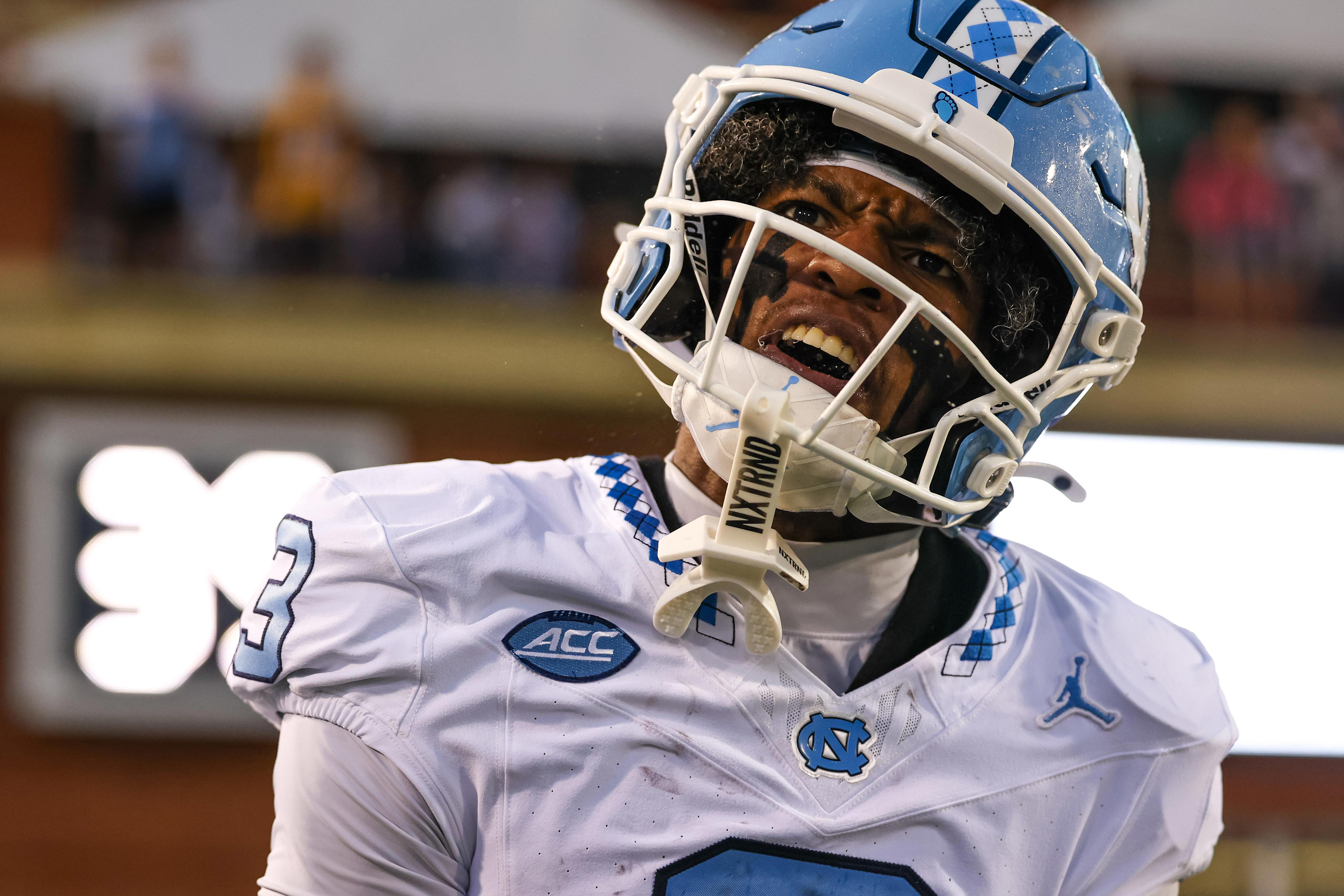 UNC football WR to enter transfer portal