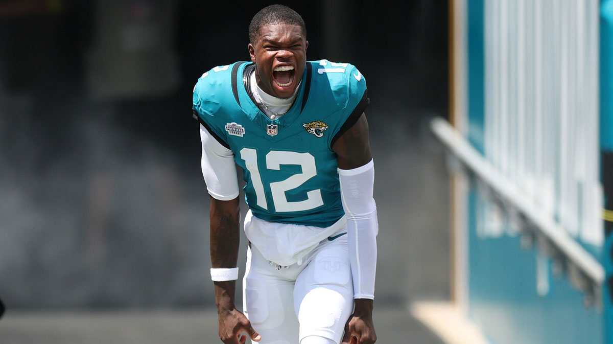 Jaguars HC Liam Coen in disbelief over Travis Hunter: 'What are you made of?'