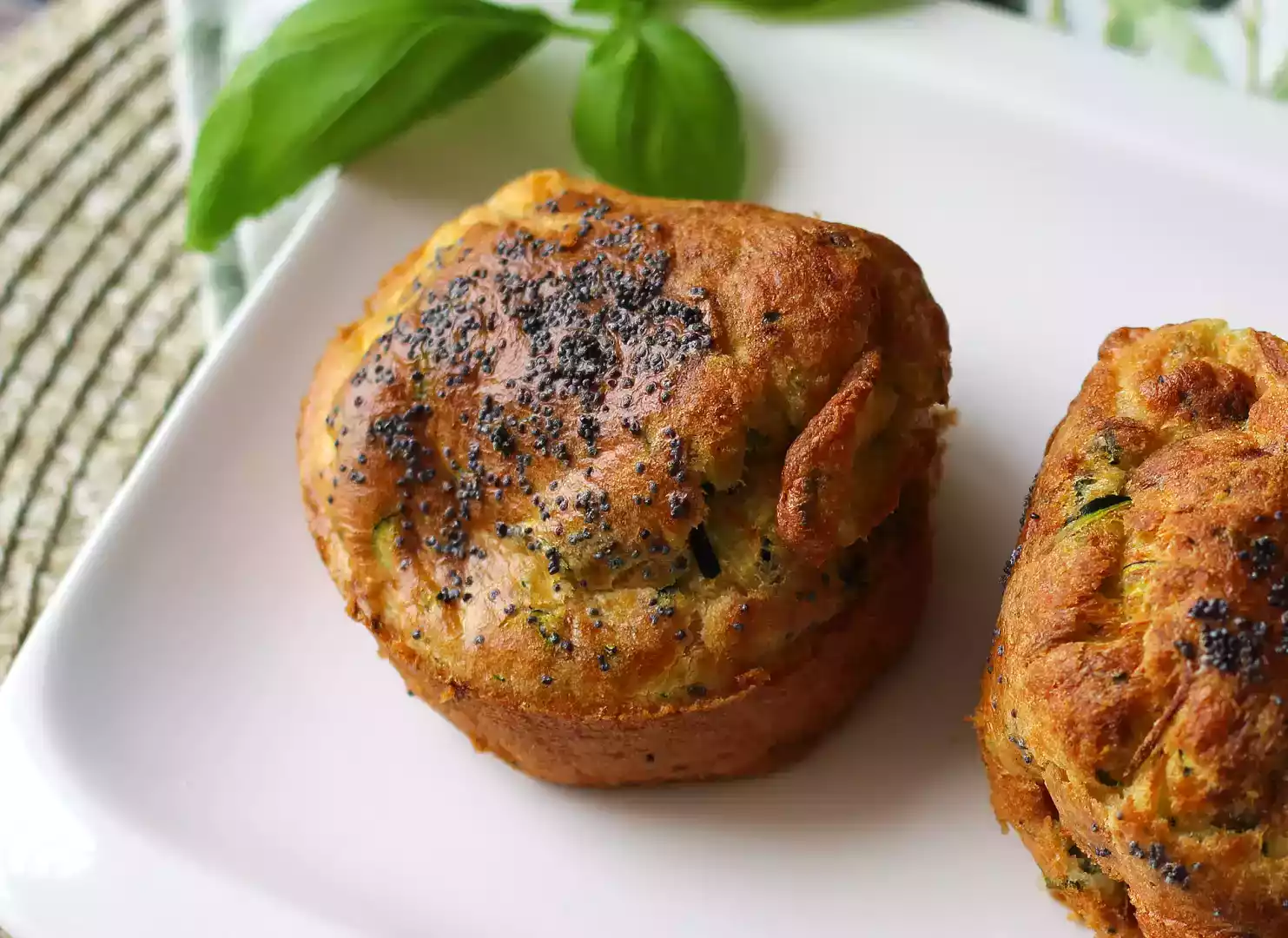 Zucchinimuffins in der heißluftfritteuse: das leichte und fluffige rezept