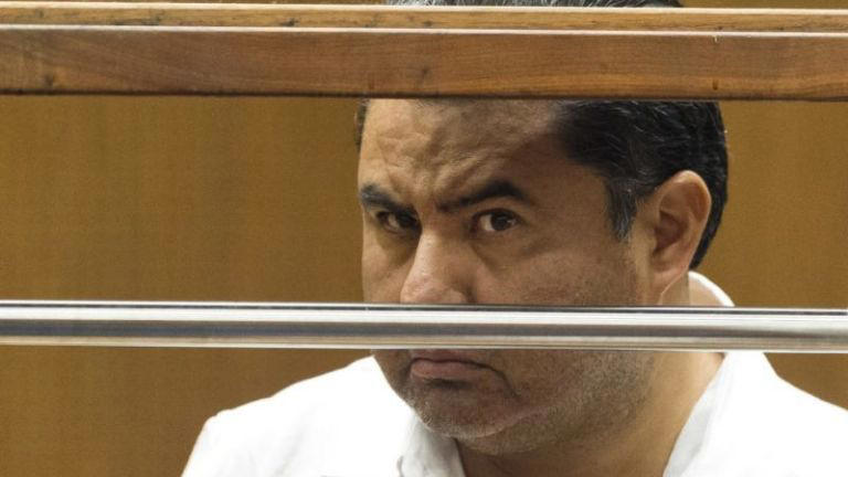 Detienen en California a la madre de Naasón Joaquín García como parte de una investigación federal por tráfico sexual y crimen organizado.