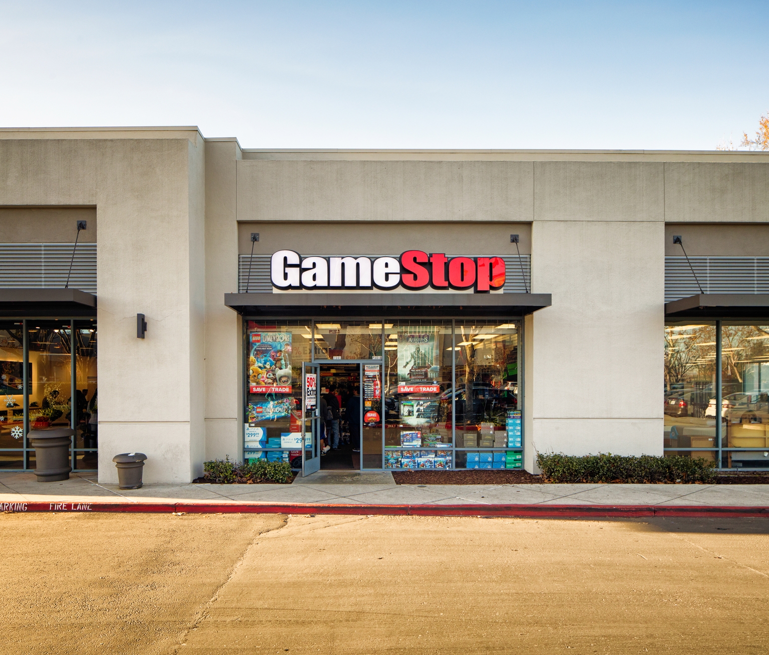 GameStop added 4.5B to its cash pile almost entirely by selling debt