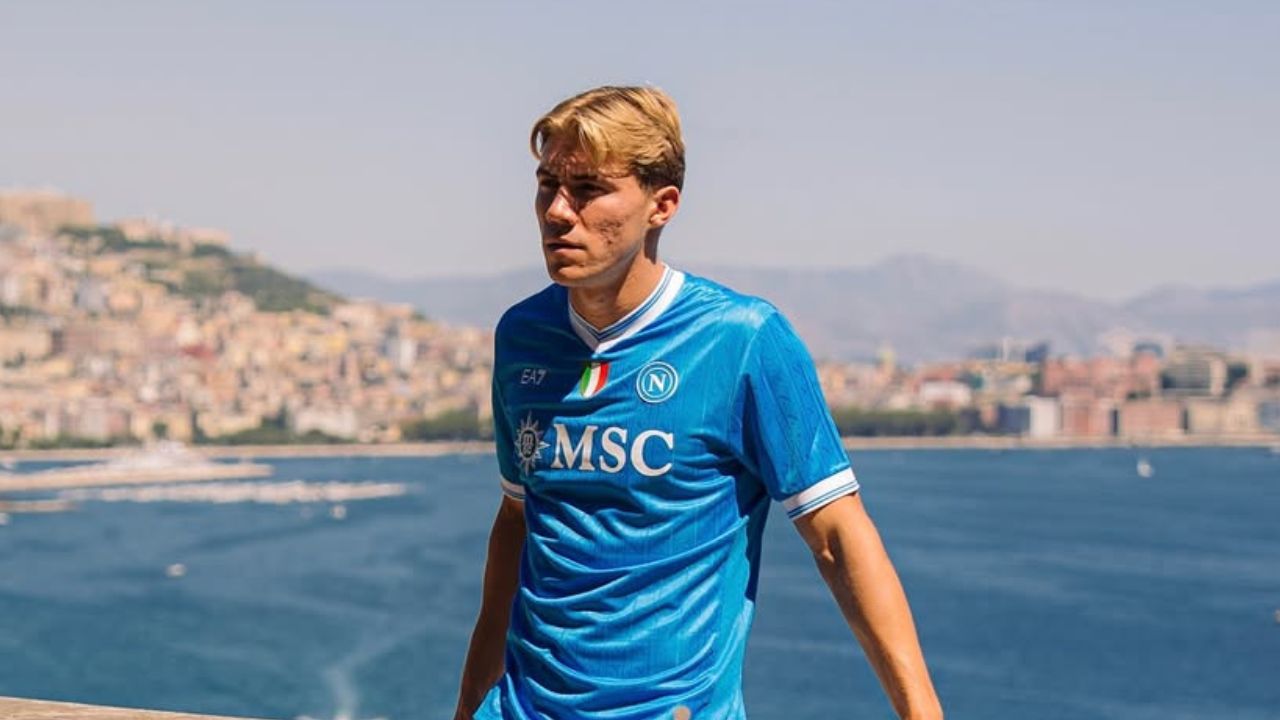 SSC Napoli, Rasmus Hojlund ha scelto dove andrà a vivere: la decisione