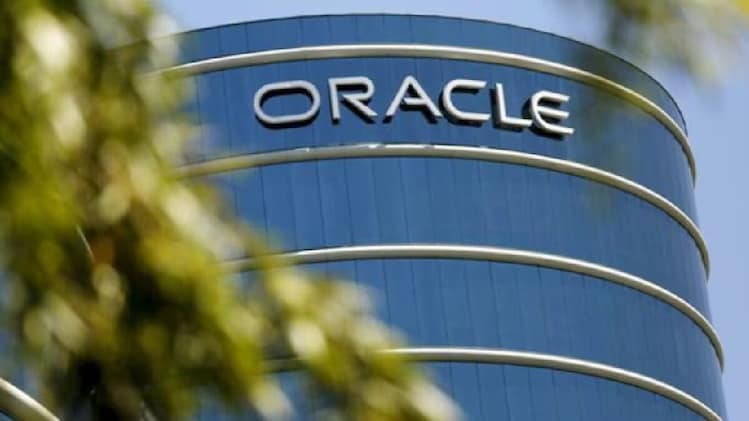 Oracle-boss Larry Ellision tops Elon Musk as world's richest man; stock ...