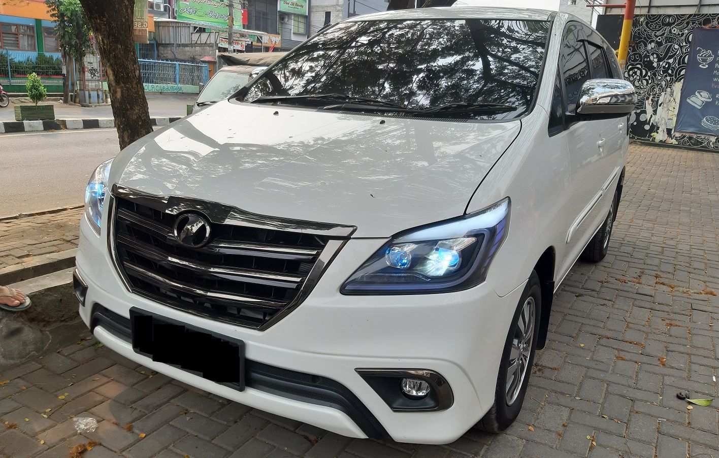Harga Toyota Kijang Innova 2014 Bekas, Tipe Diesel Semakin Murah