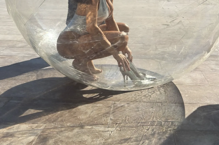 Bianca Censori's photographer gives rare behind the scenes look at odd