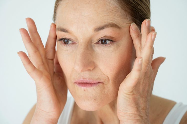 7 Cara Efektif Mengurangi Kerutan untuk Kulit Awet Muda dan Sehat