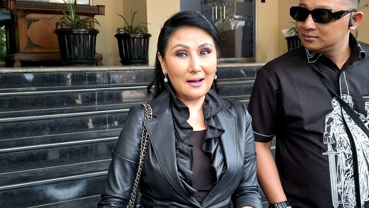 Dugaan di Balik Dukungan Lisa Mariana, Lita Gading Sebut Ada yang Ingin Jatuhkan Ridwan Kamil