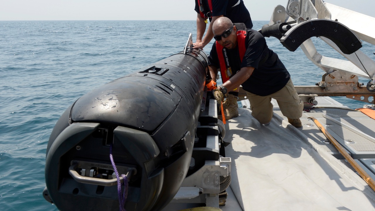 Image Credit: Official Navy Page from United States of America Mass Communication Specialist 2nd Class Blake Midnight/Mass Communication Specialist 2n/U.S. Navy - Public domain/Wiki Commons