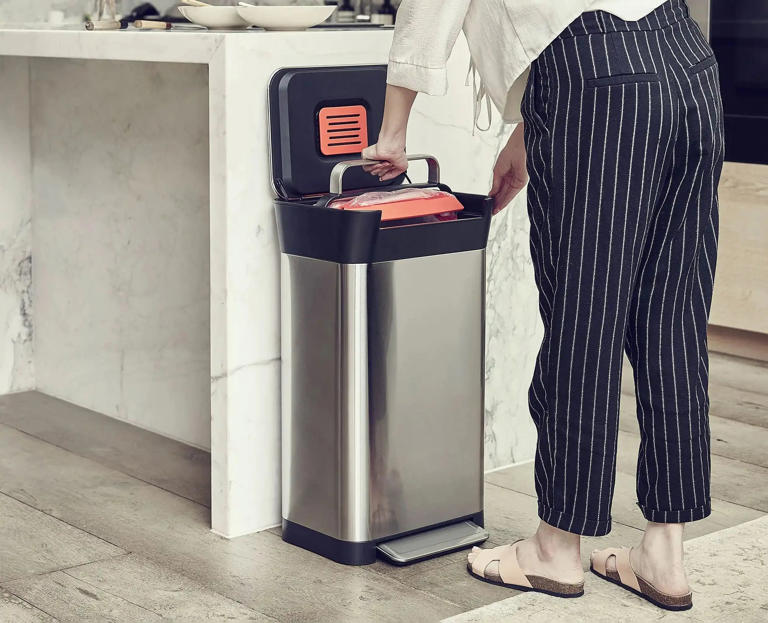 I tried a compacting bin and it’s revolutionised bin day