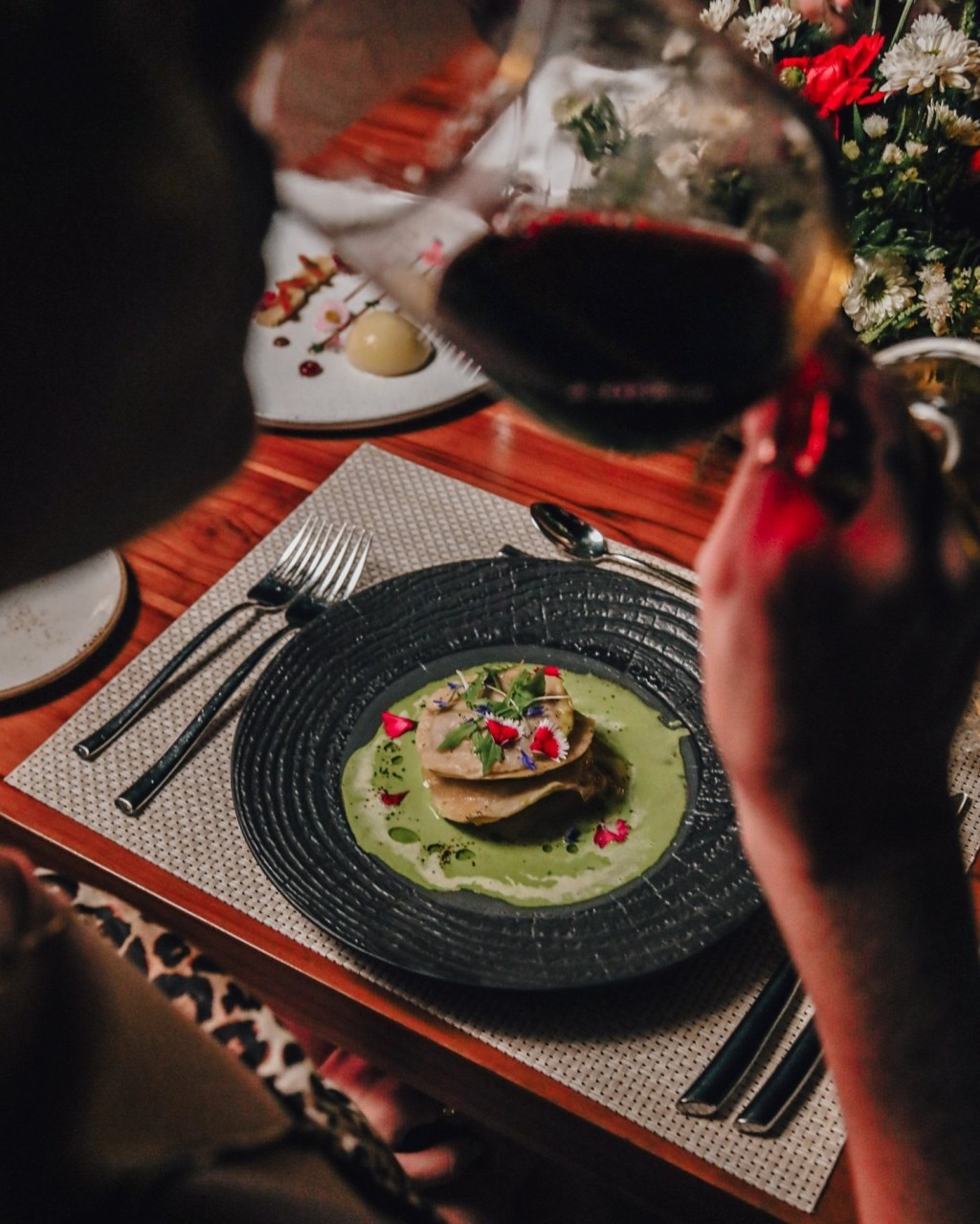 This Blue Zone diet can help you live past 100 — and Americans are flocking to a high-end resort to eat it