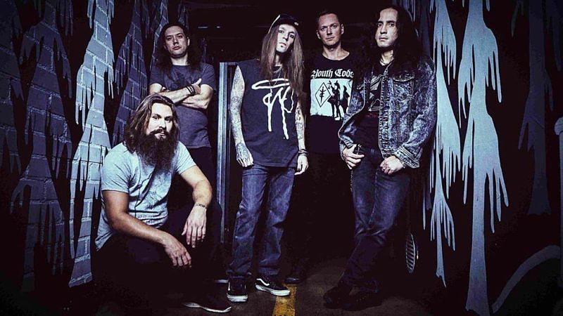 Children Of Bodom: Tribut-Sampler in Arbeit