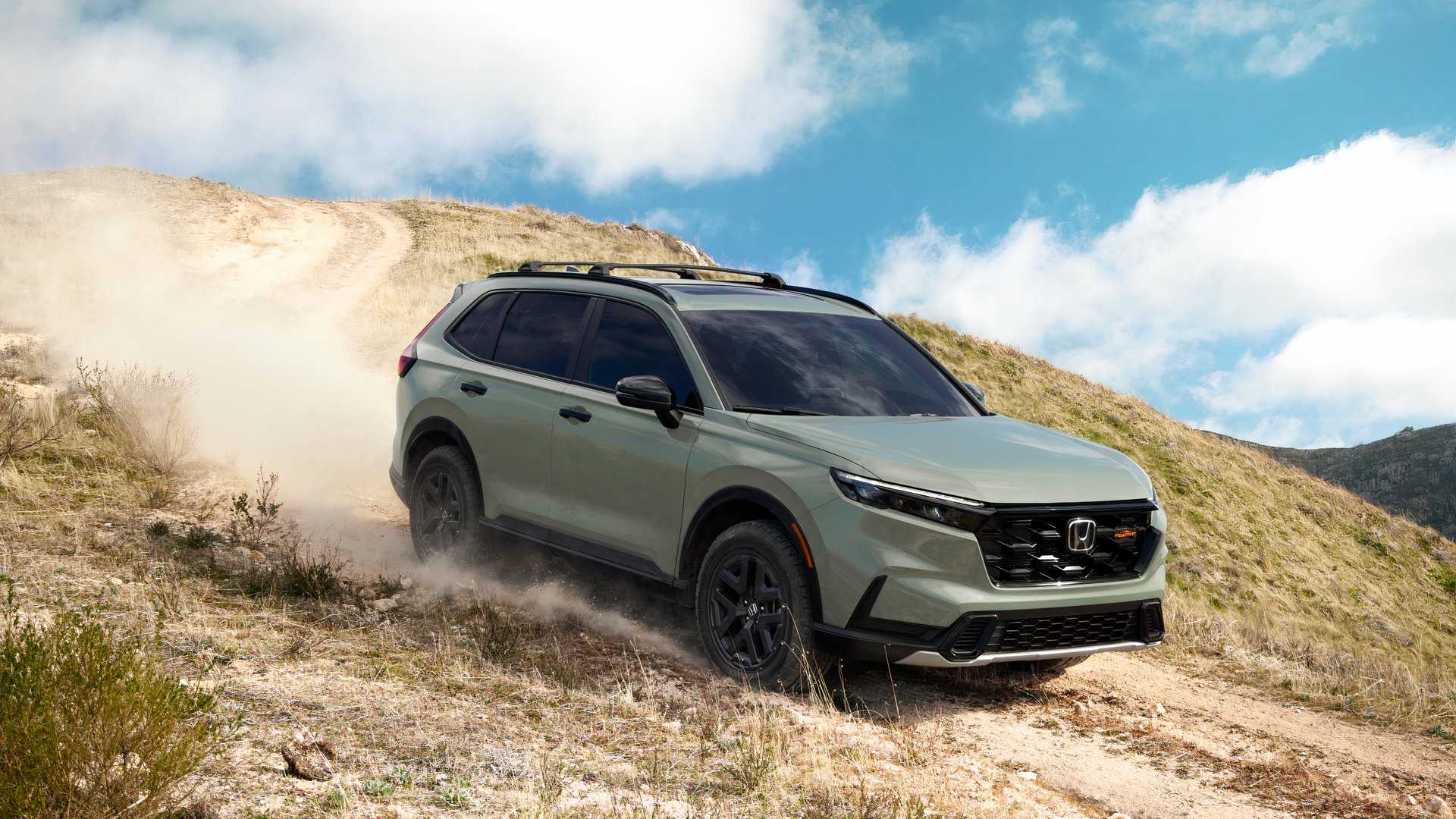 2026 Honda CR-V Hybrid TrailSport driving off-road