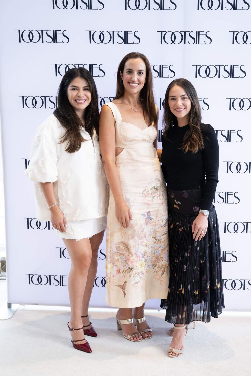 A prom night preview lights up Tootsies for Houston museum