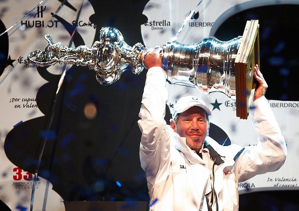 Las regatas son una de las aficiones de Larry Ellison.