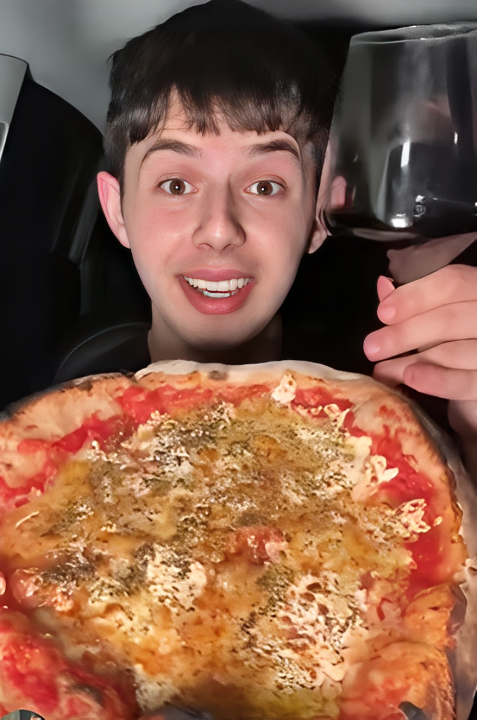 homemade-italian-truffle-pizza