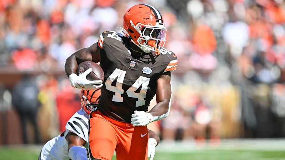 Browns’ rookie Harold Fannin Jr.’s first game was bigger than anyone