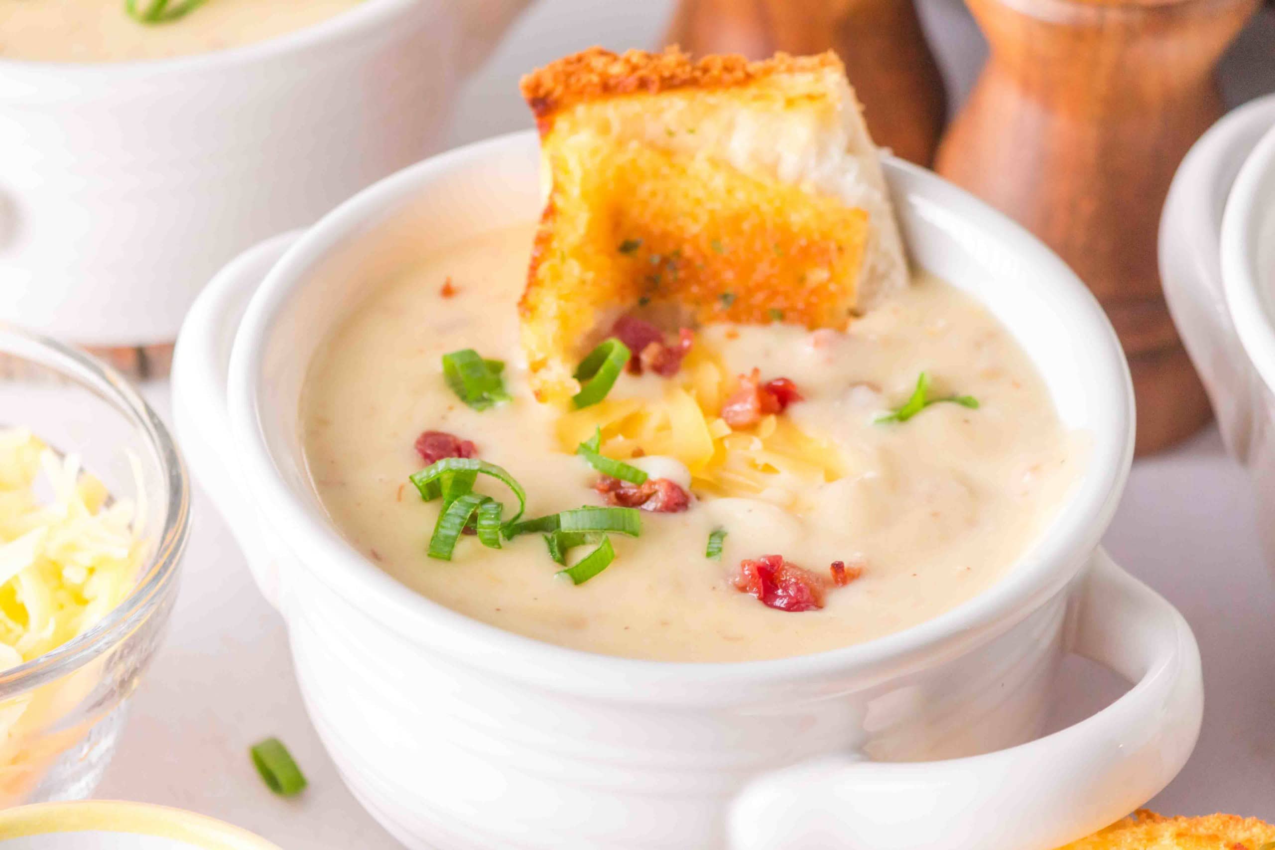 21 Simple Slow Cooker Recipes For Easy Fall Weekends