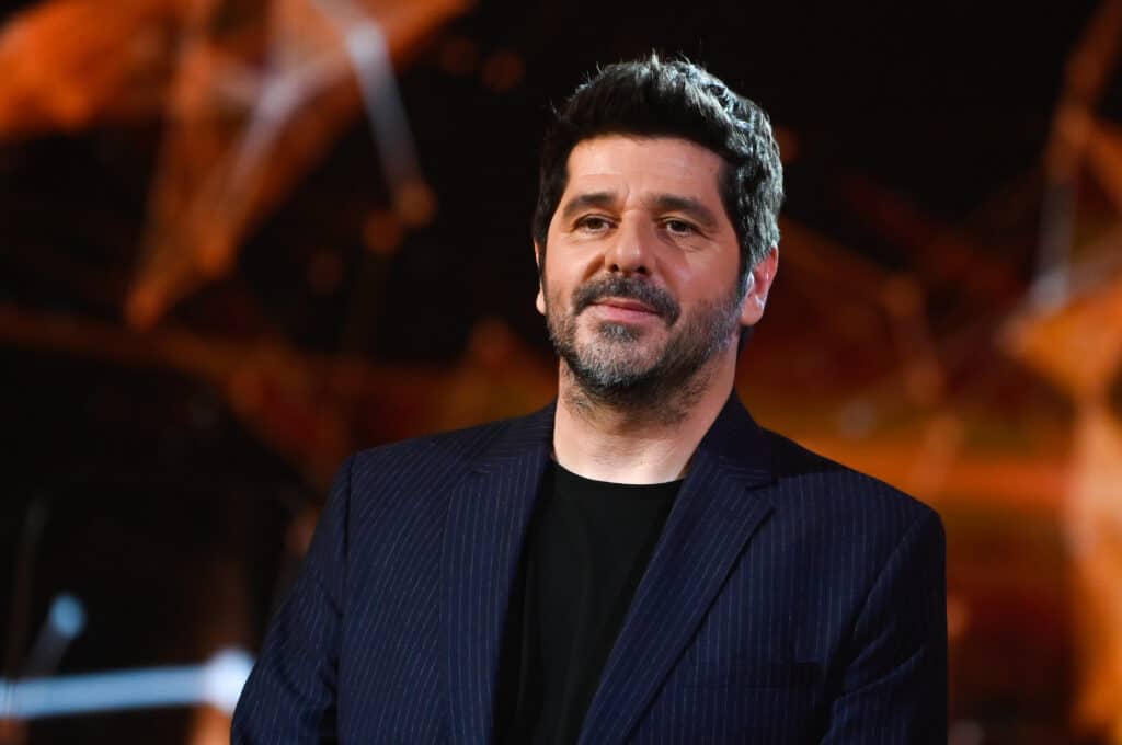Patrick Fiori quitte son fauteuil dans "The Voice Kids" : le chanteur comme  vous ne l'avez